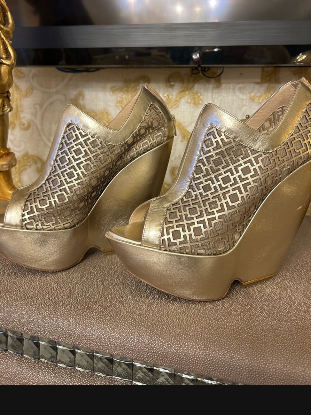 Women shoes
